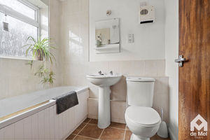 Photo 5- click for photo gallery